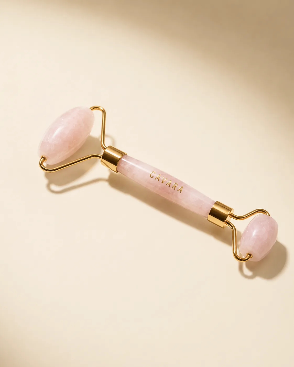 Roller flatlay with petals